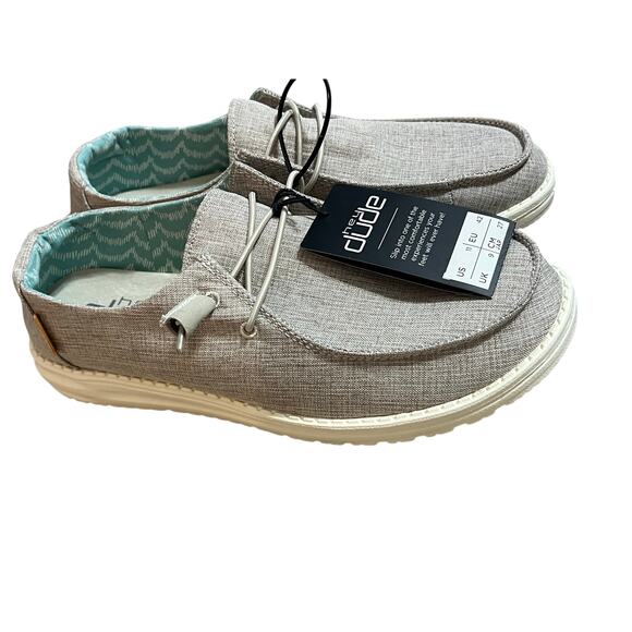 NWT Hey Dude women’s Chambray slip on loafers sz 11 casual classy lightweight - Picture 1 of 6